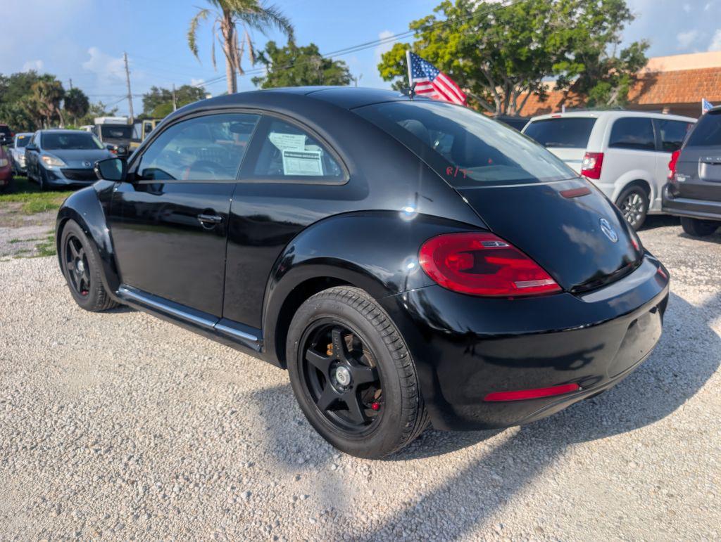 2012 Volkswagen Beetle - $3,995