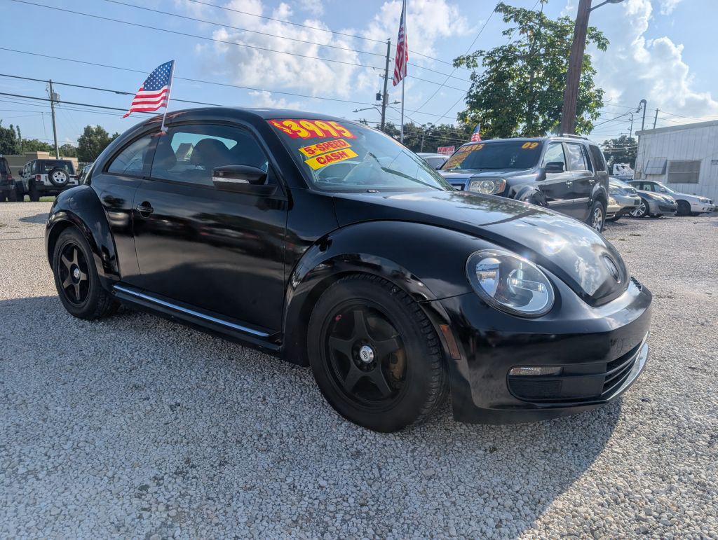 2012 Volkswagen Beetle - $3,995