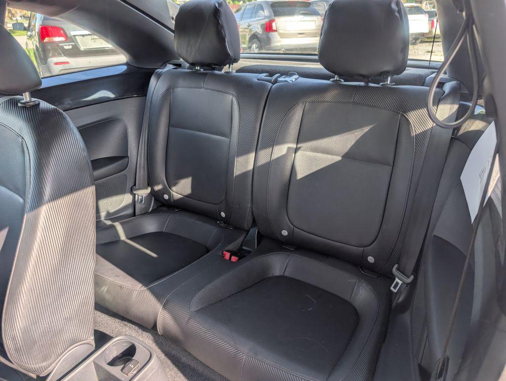 2012 Volkswagen Beetle - $3,995