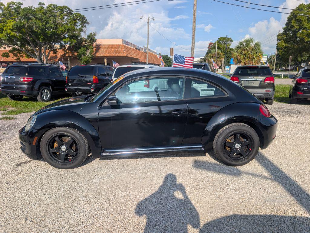 2012 Volkswagen Beetle - $3,995