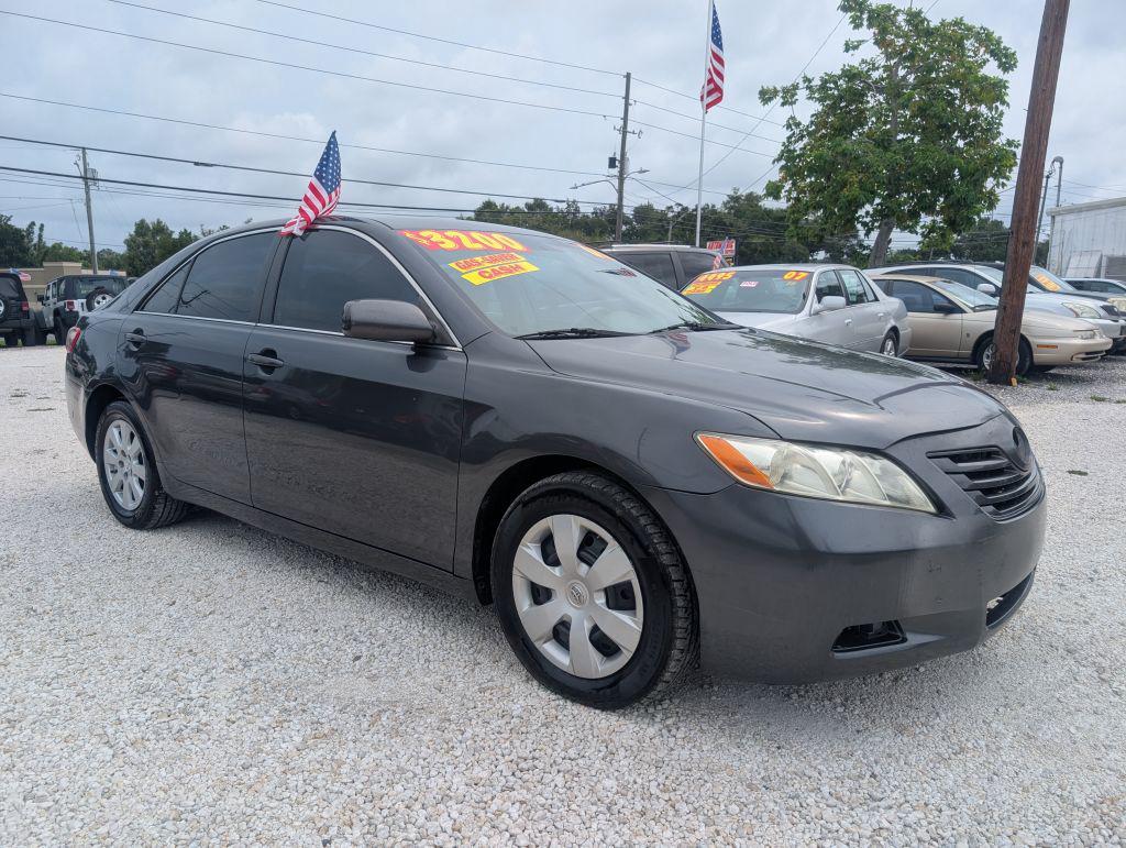 2009 Toyota Camry - $3,200