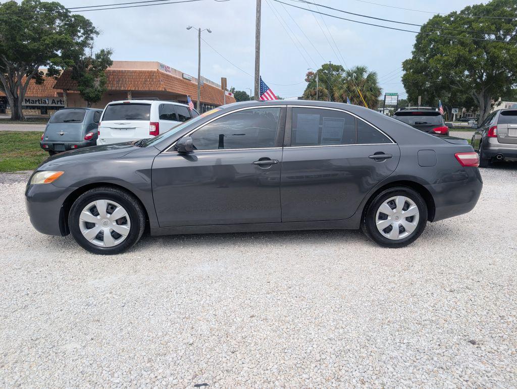 2009 Toyota Camry - $3,200