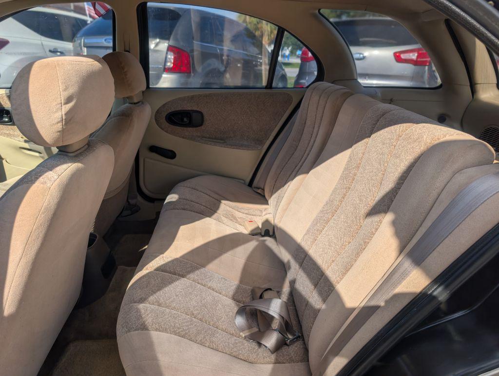 1997 Saturn Sw2 - $2,495