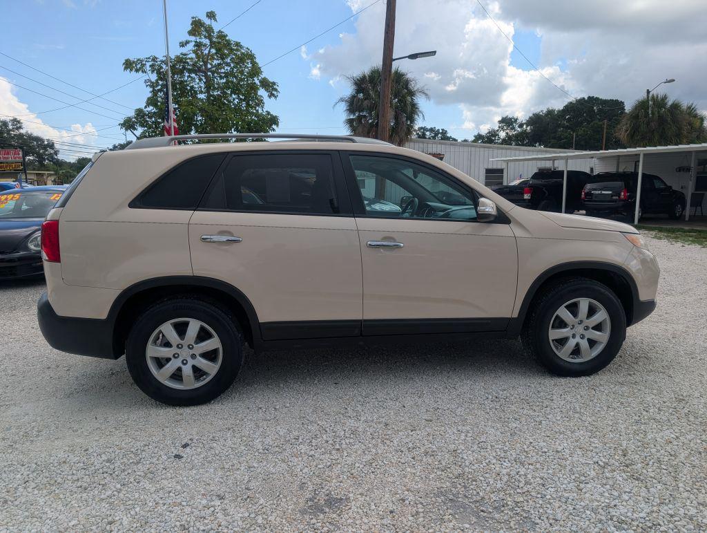 2011 Kia Sorento - $5,495