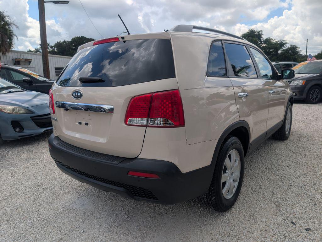 2011 Kia Sorento - $5,495