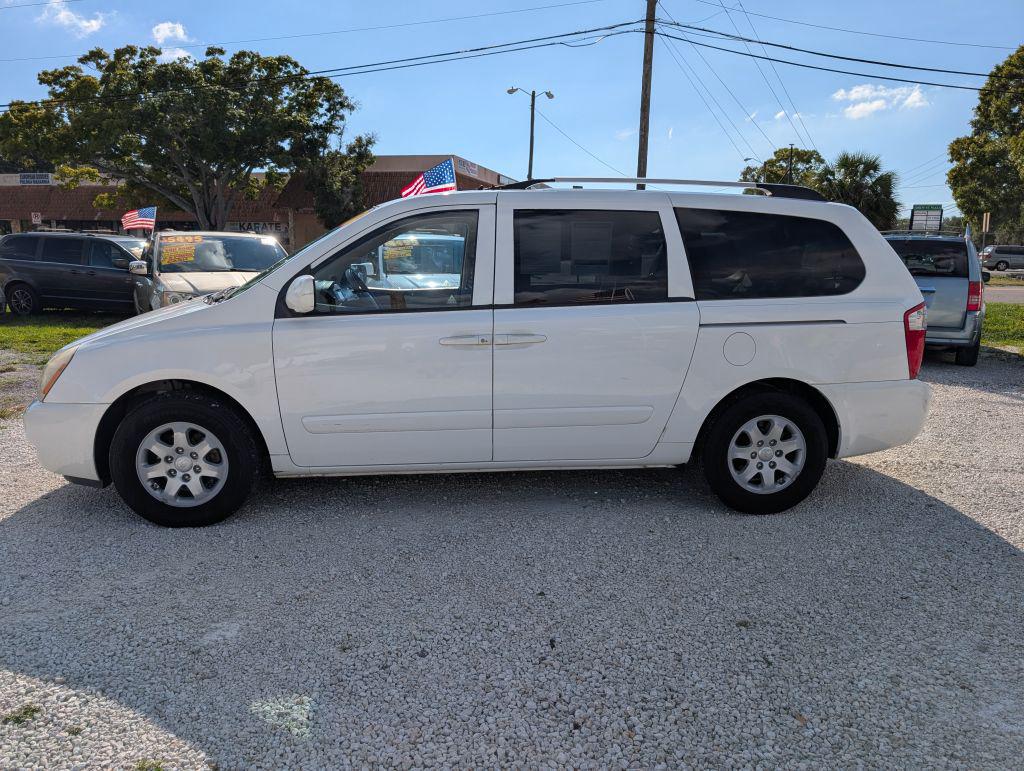 2010 Kia Sedona - $2,995
