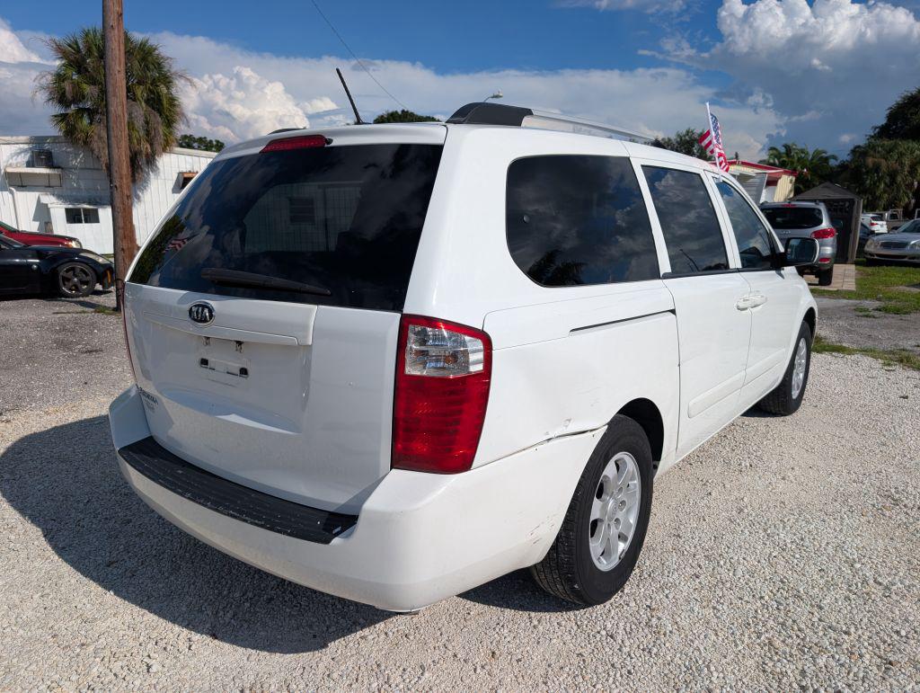2010 Kia Sedona - $2,995