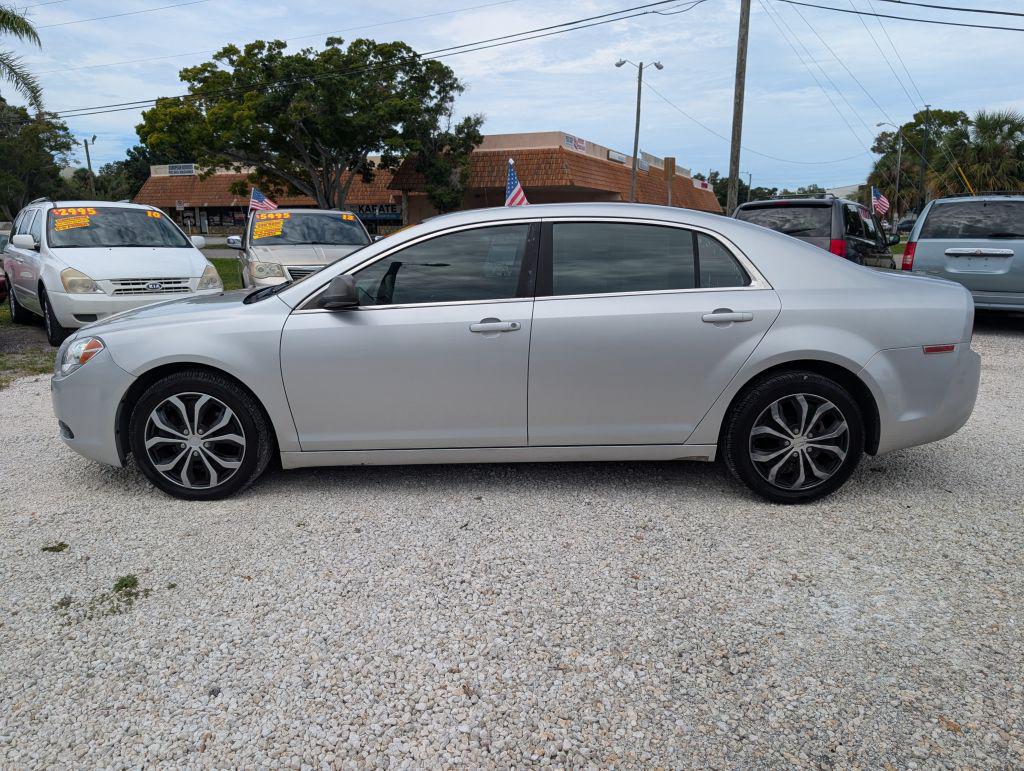 2011 Chevrolet Malibu - $4,495