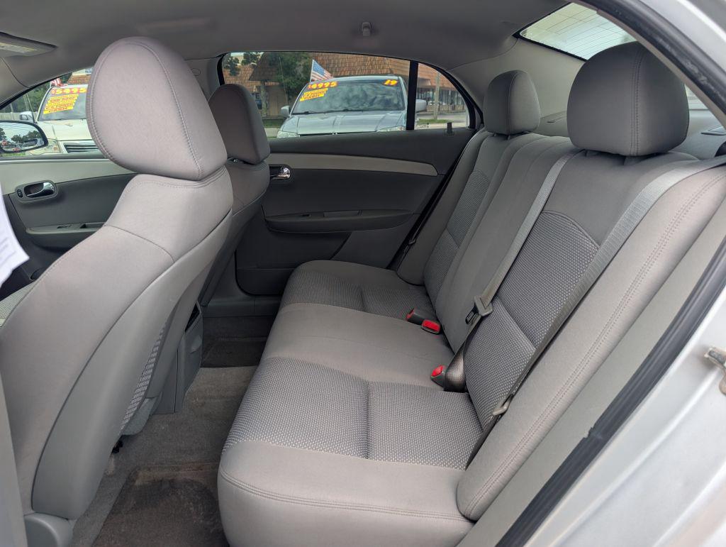 2011 Chevrolet Malibu - $4,495