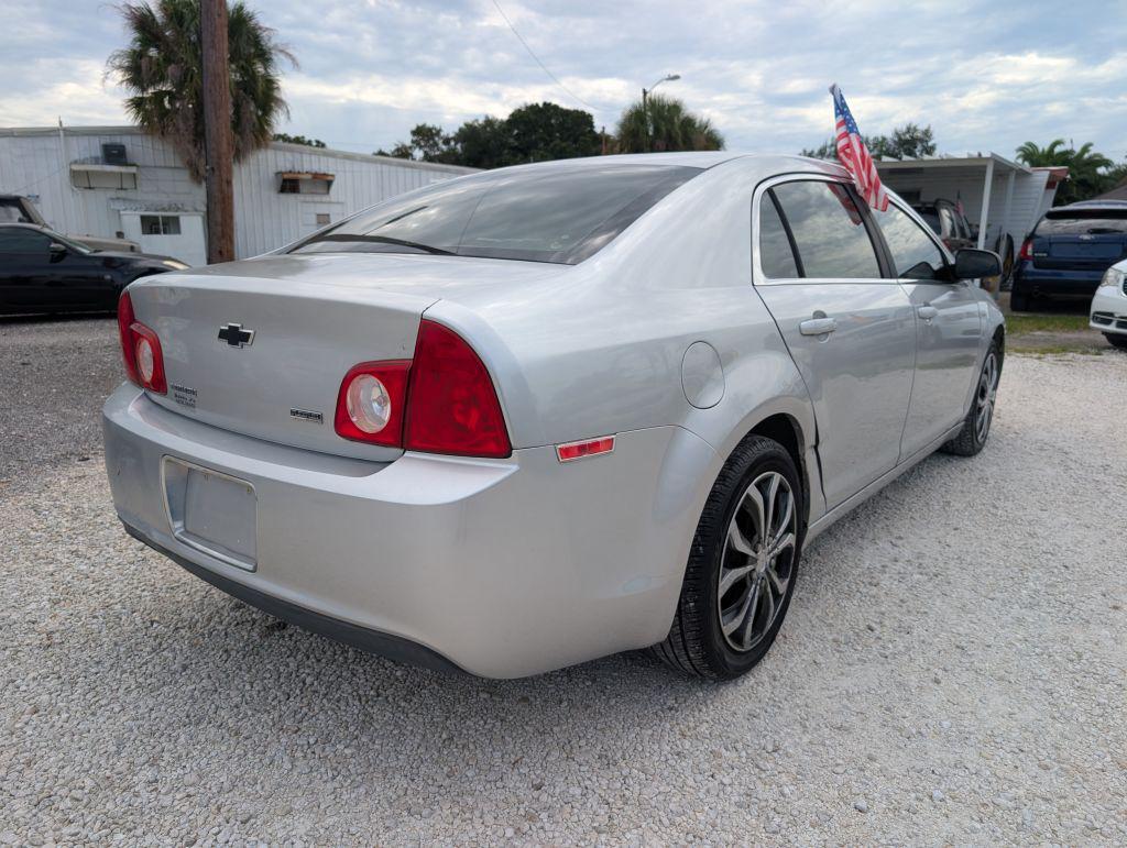 2011 Chevrolet Malibu - $4,495