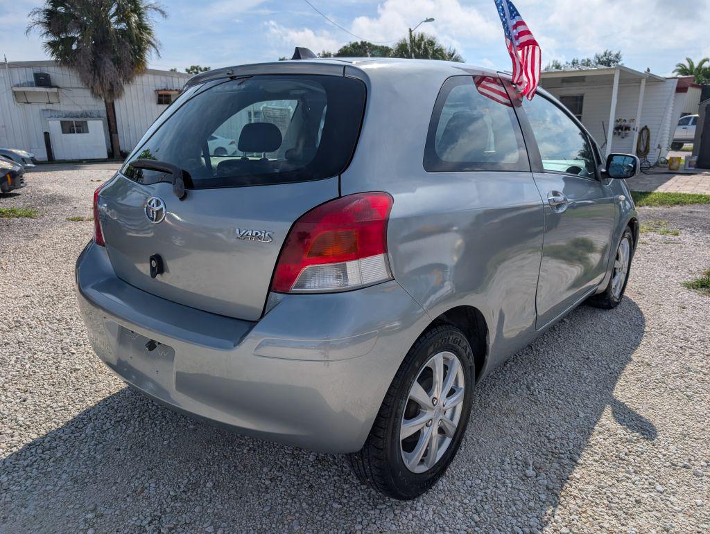 2009 Toyota Yaris - $4,995