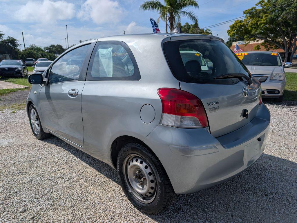 2009 Toyota Yaris - $4,995