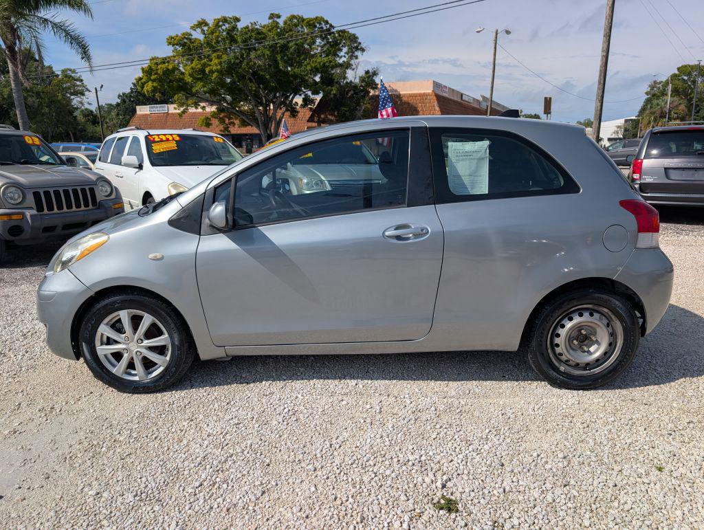 2009 Toyota Yaris - $4,995