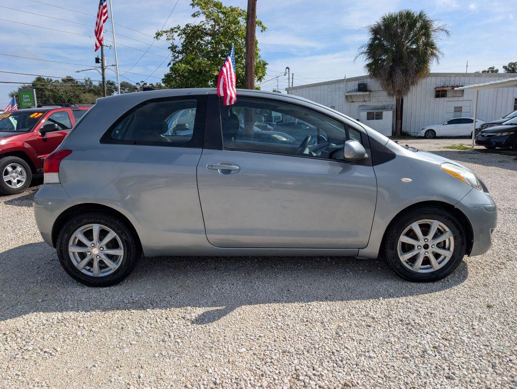 2009 Toyota Yaris - $4,995