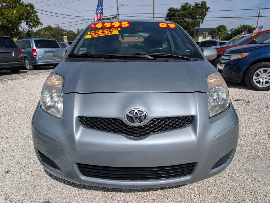 2009 Toyota Yaris - $4,995