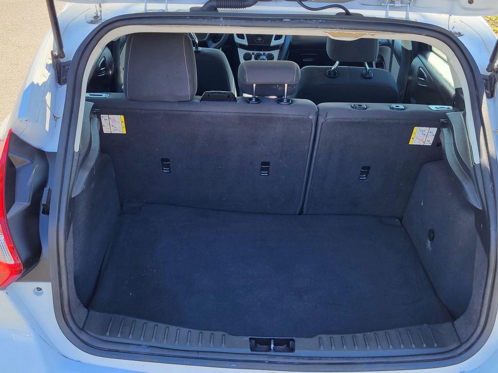 2012 Ford Focus SE photo