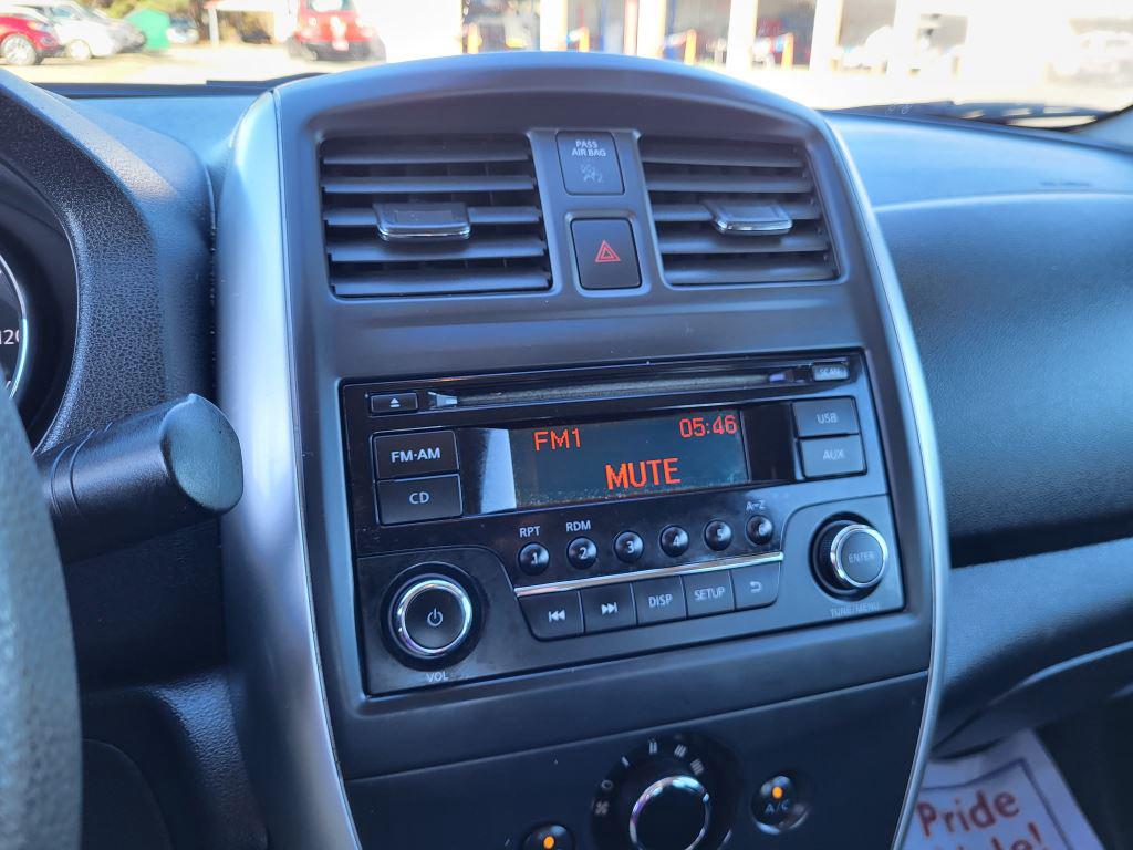 2015 Nissan Versa - $9,200