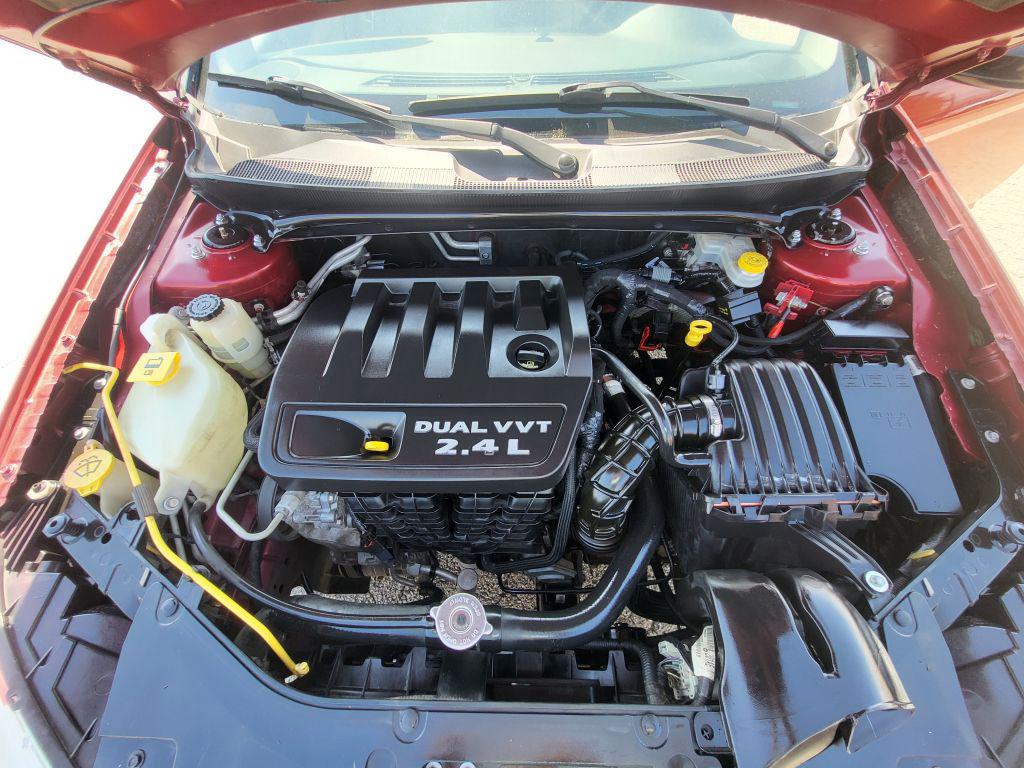 2014 Chrysler 200 LX photo