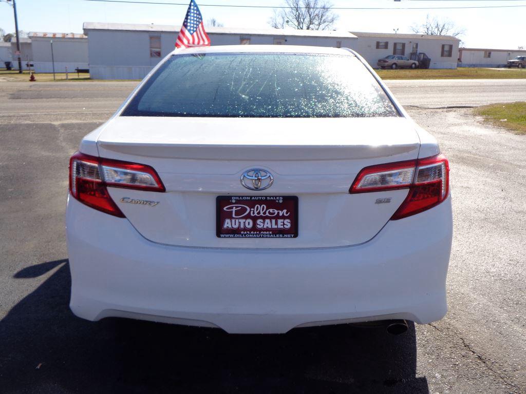 2014 Toyota Camry L photo