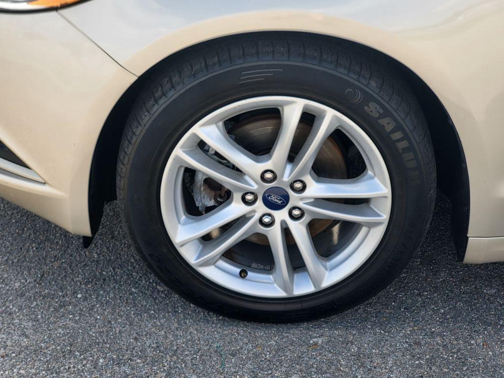 2018 Ford Fusion - $9,995