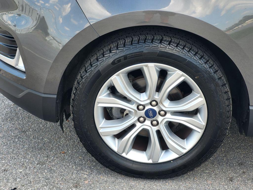 2020 Ford Edge
