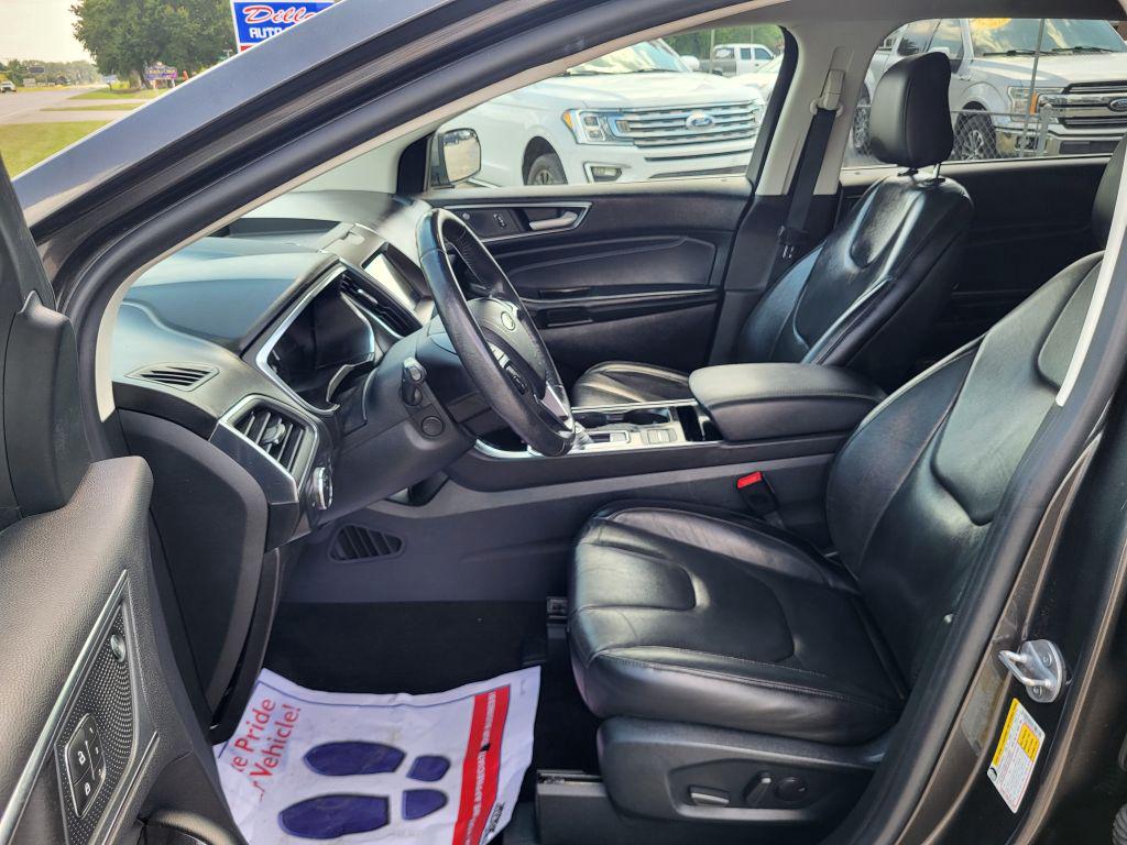 2020 Ford Edge