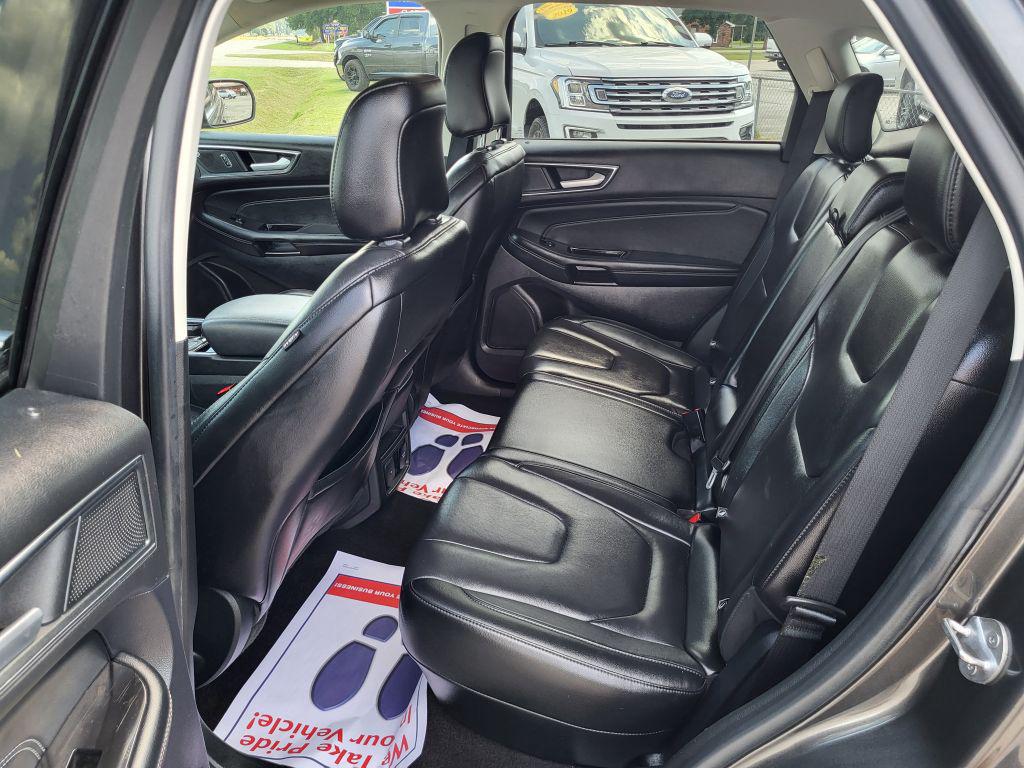2020 Ford Edge