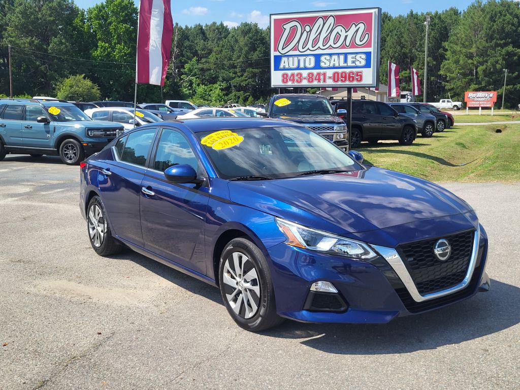 2019 Nissan Altima - $11,500