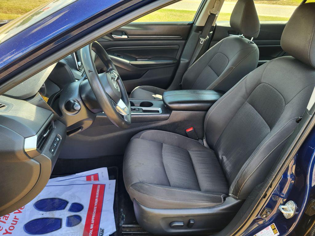 2019 Nissan Altima - $11,500