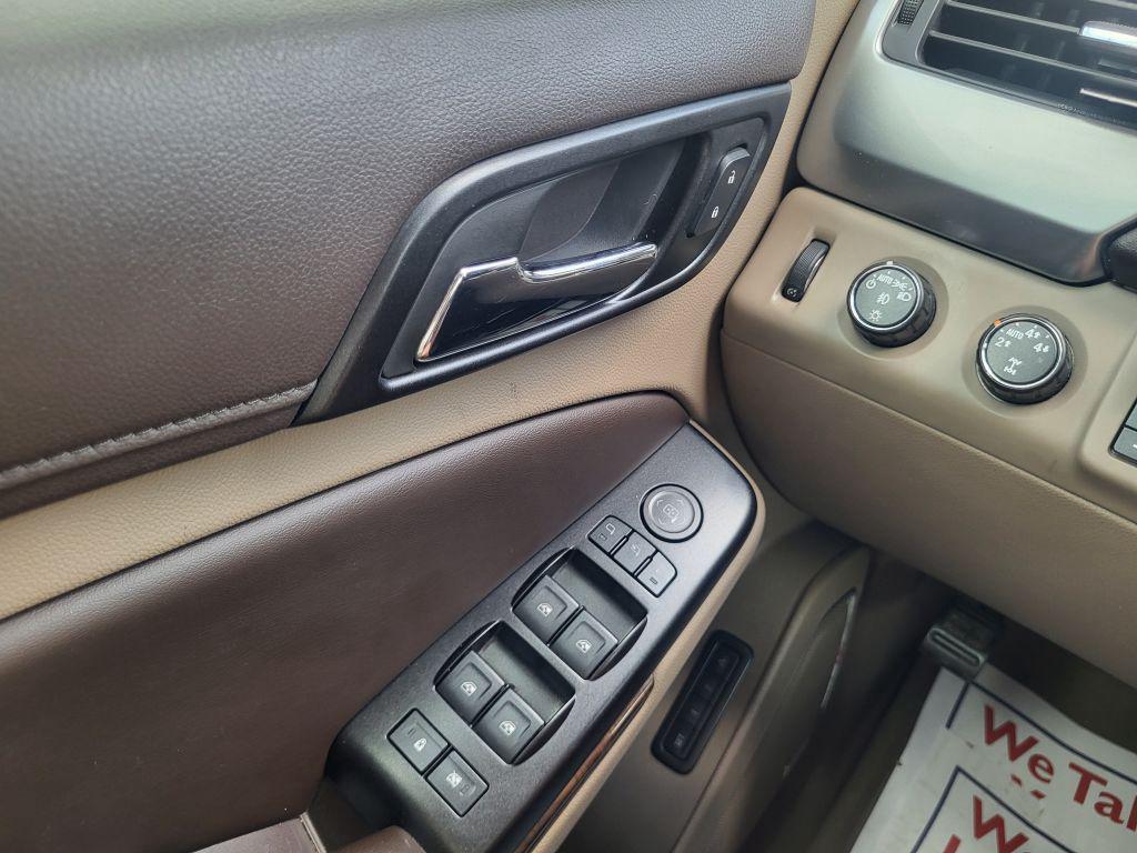 2016 Chevrolet Suburban - $16,800