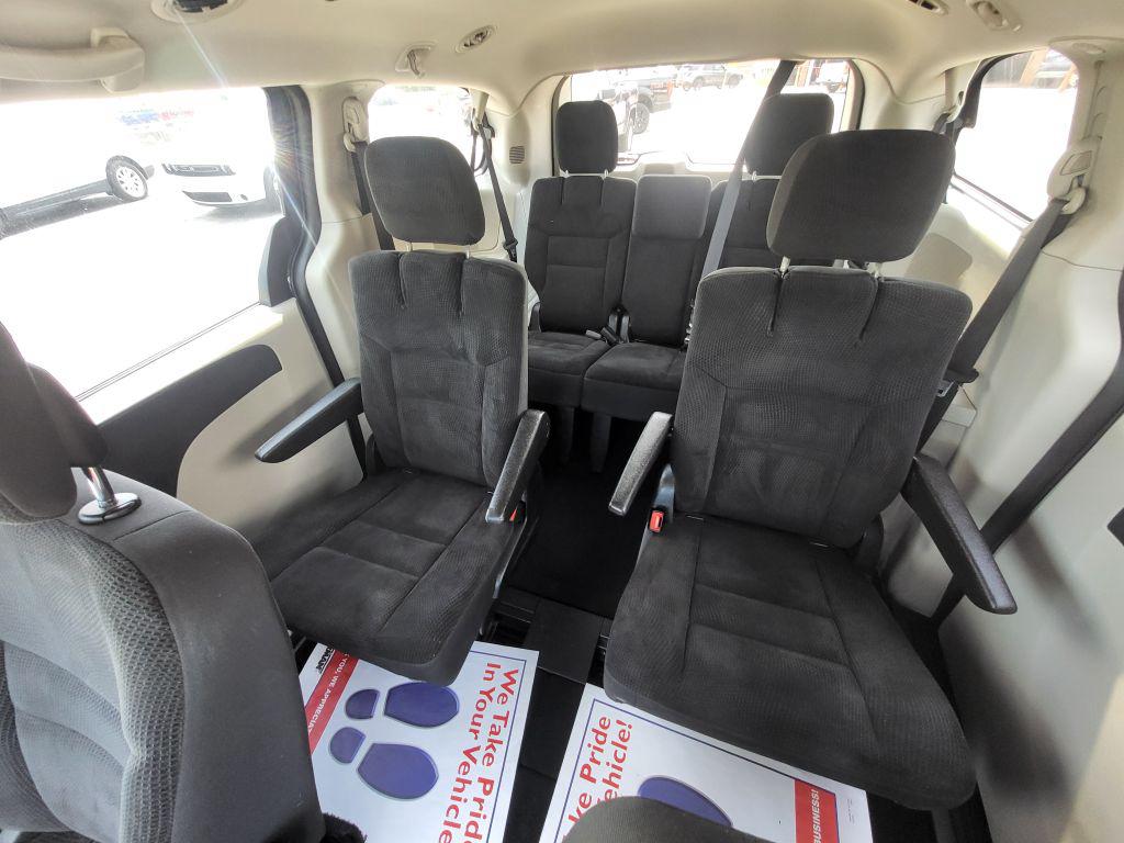 2019 Dodge Grand Caravan - $14,700