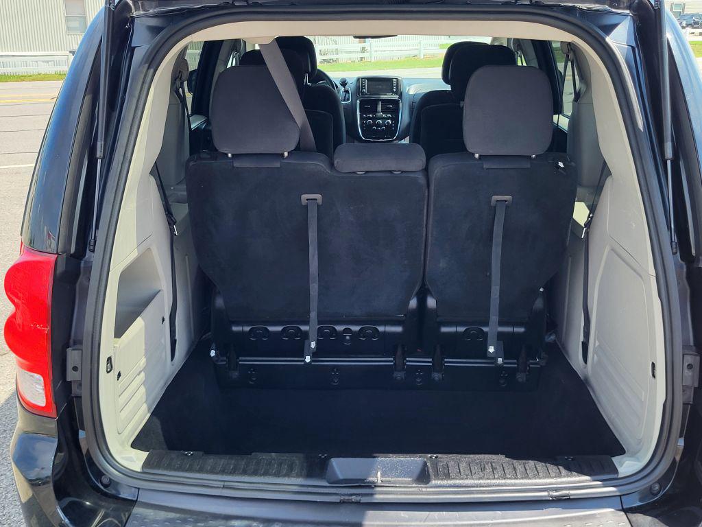 2019 Dodge Grand Caravan - $14,700