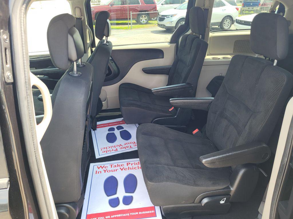 2019 Dodge Grand Caravan - $14,700