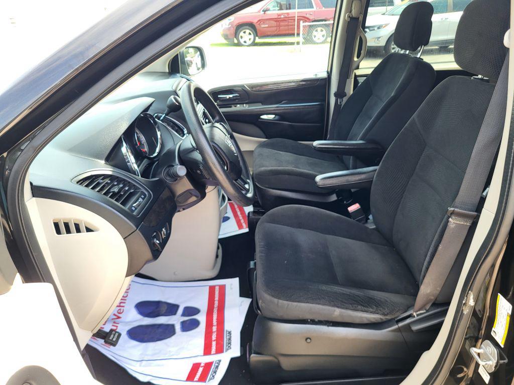 2019 Dodge Grand Caravan - $14,700