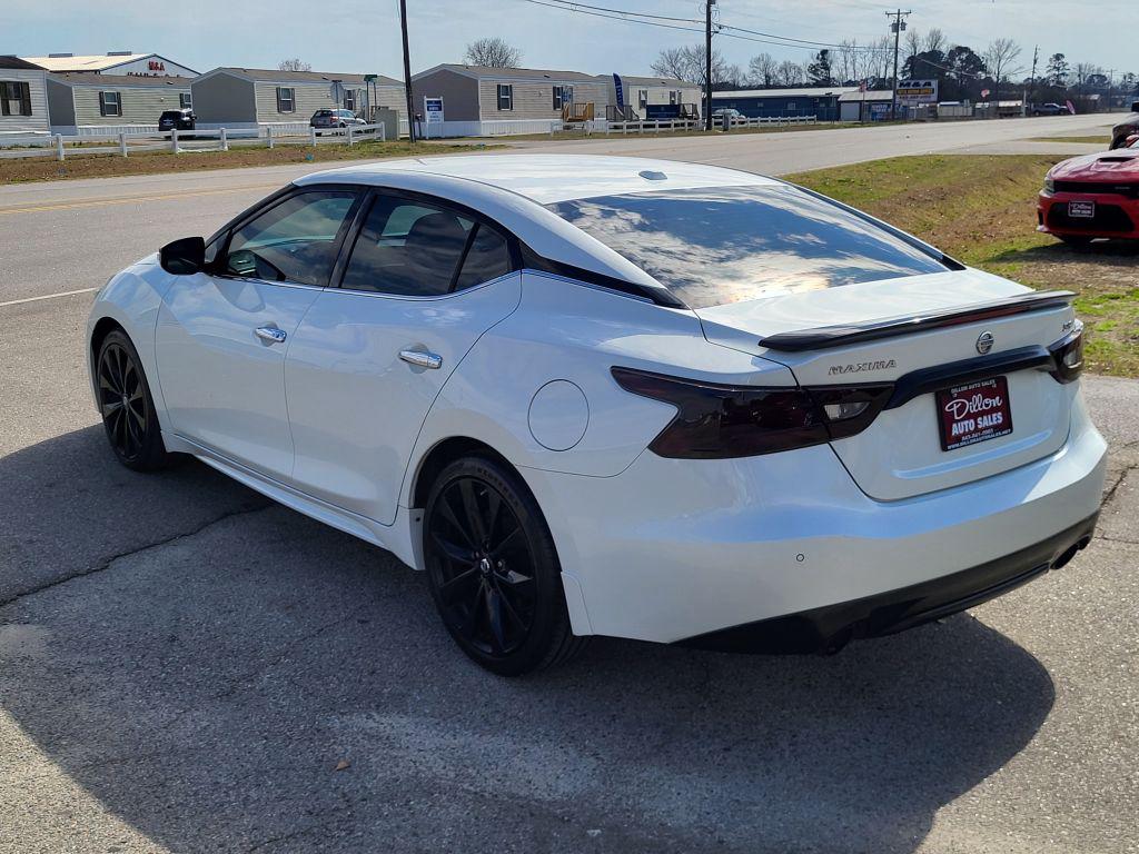 2017 Nissan Maxima