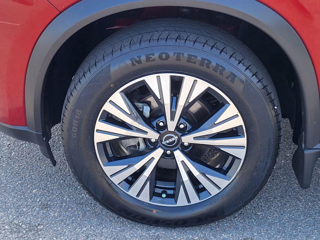 2023 Nissan Rogue - $24,300