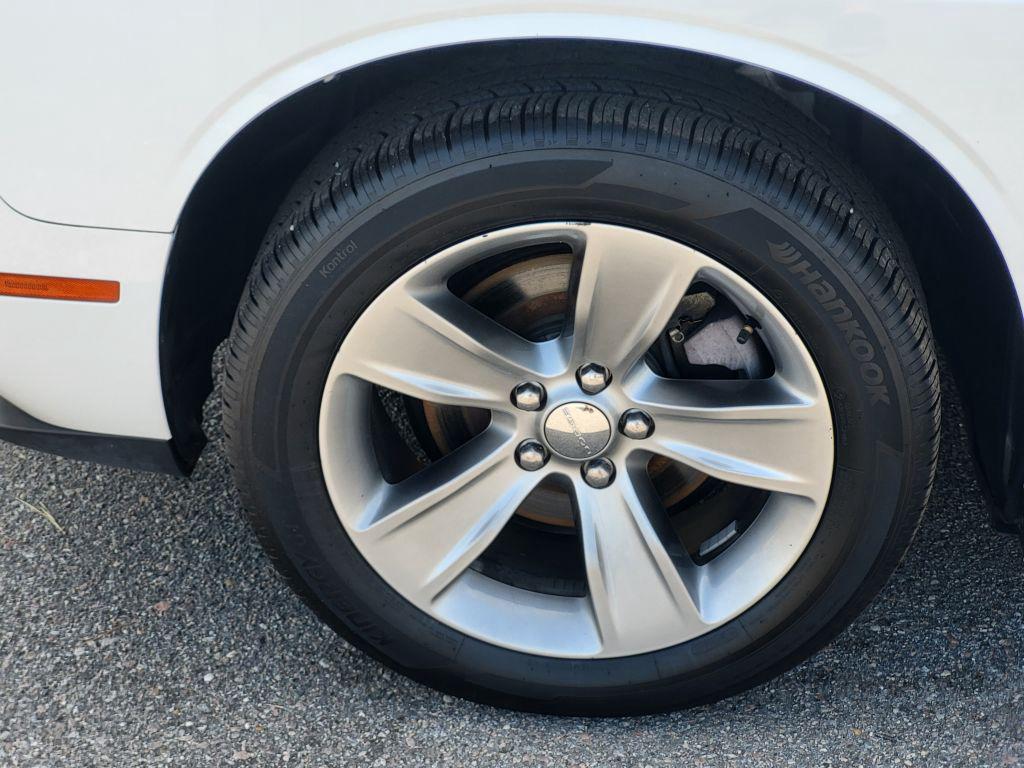 2019 Dodge Challenger - $17,800