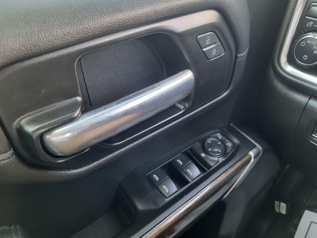 2020 Chevrolet Silverado - $27,500