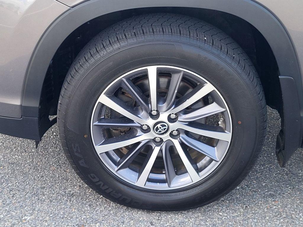 2019 Toyota Highlander - $23,700