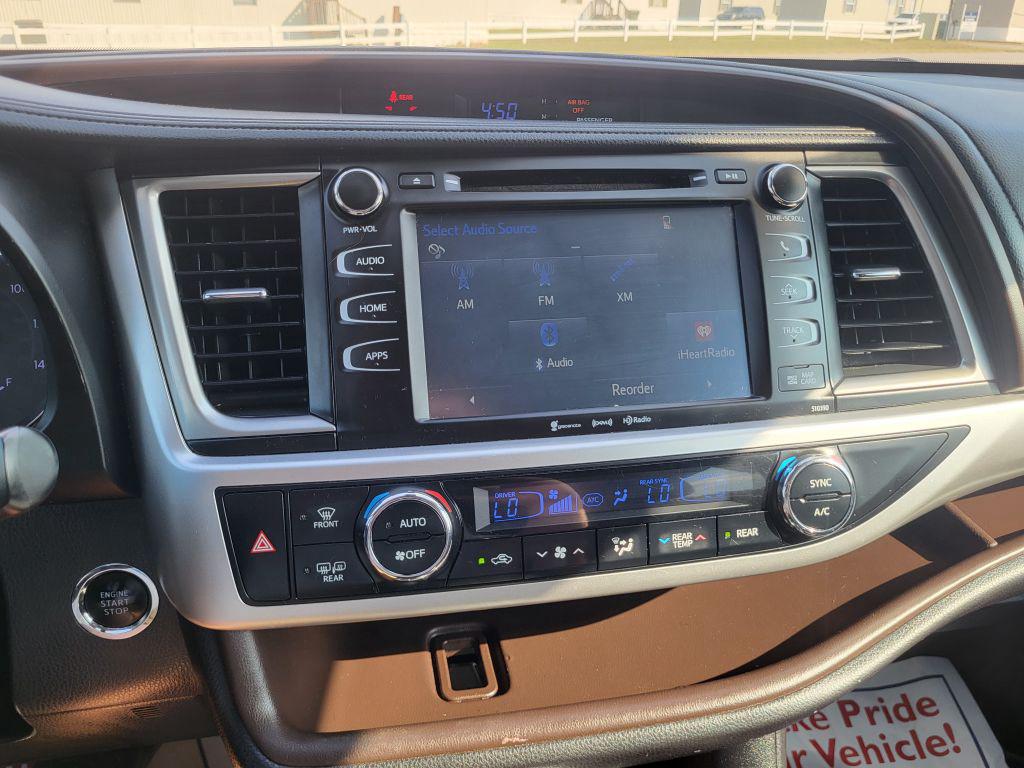 2019 Toyota Highlander - $23,700