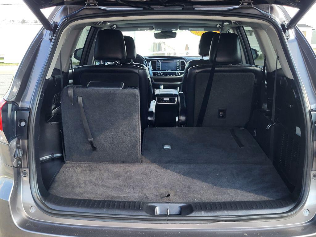 2019 Toyota Highlander - $23,700