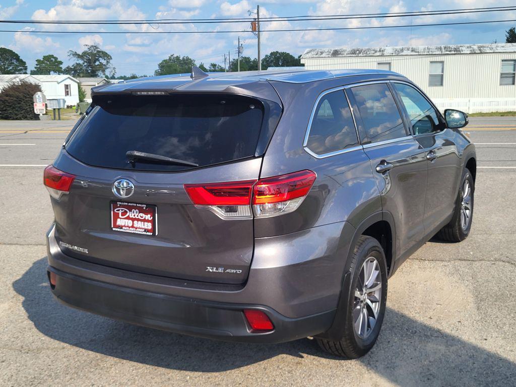 2019 Toyota Highlander - $23,700