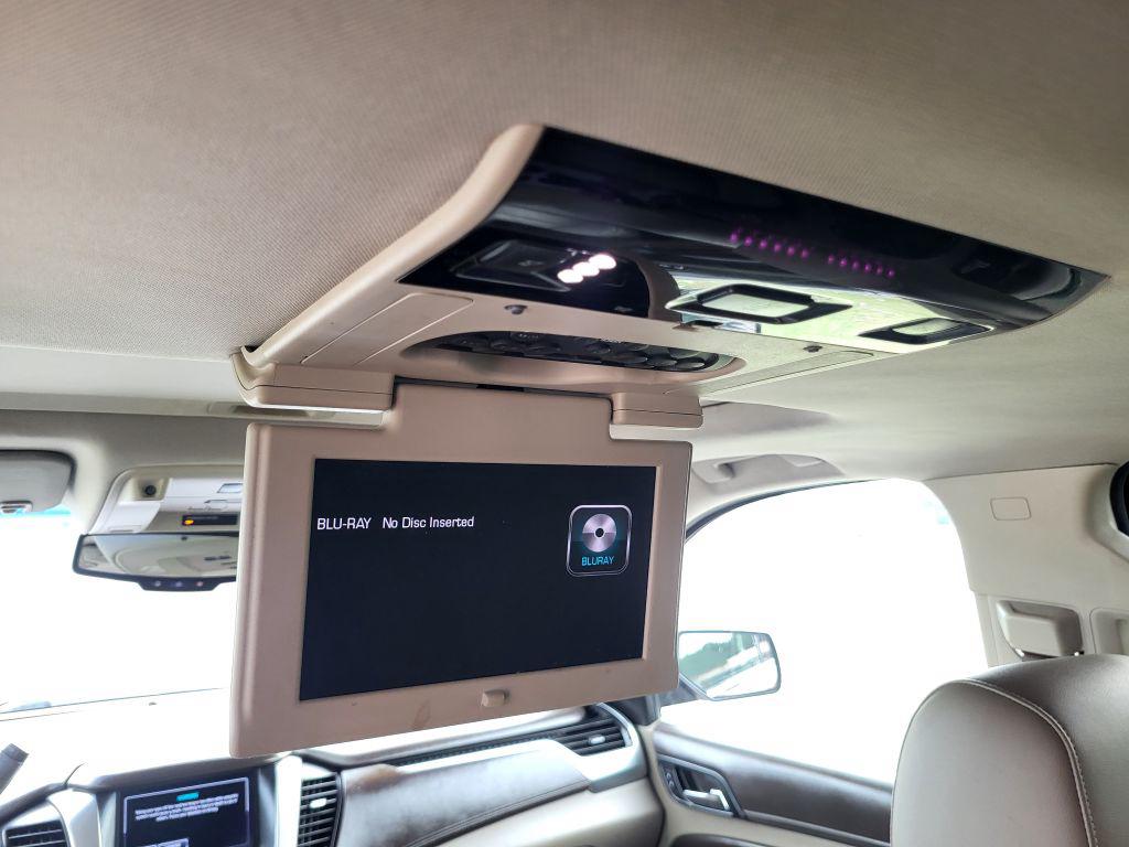 2016 Chevrolet Suburban - $17,500