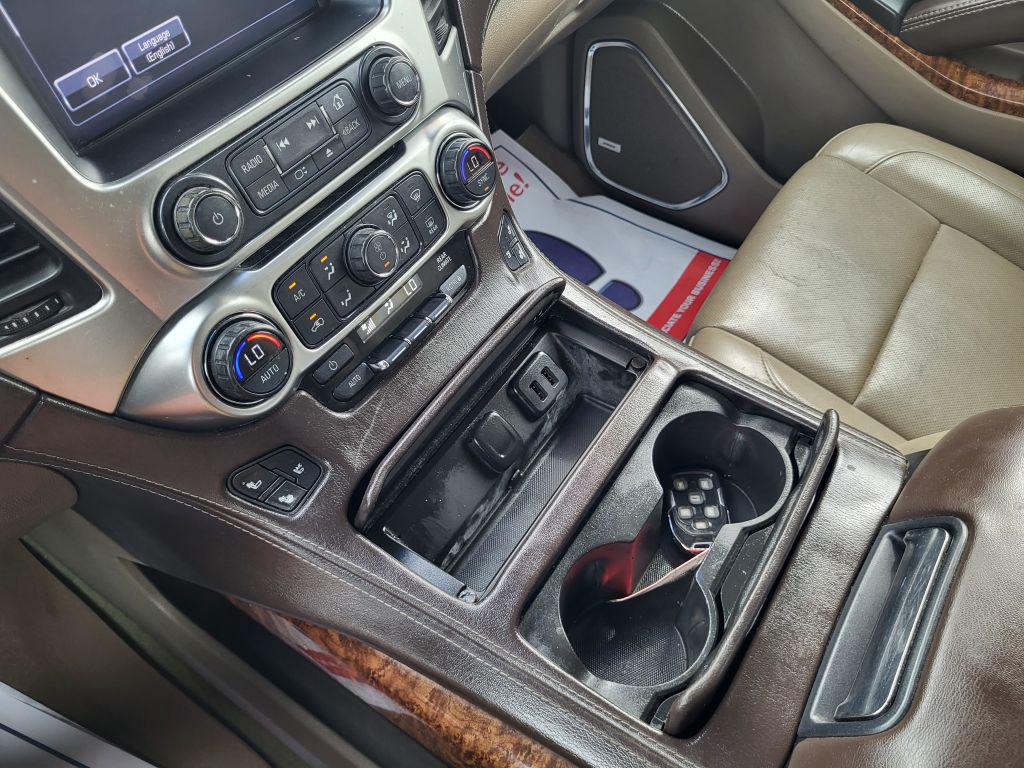 2016 Chevrolet Suburban - $17,500