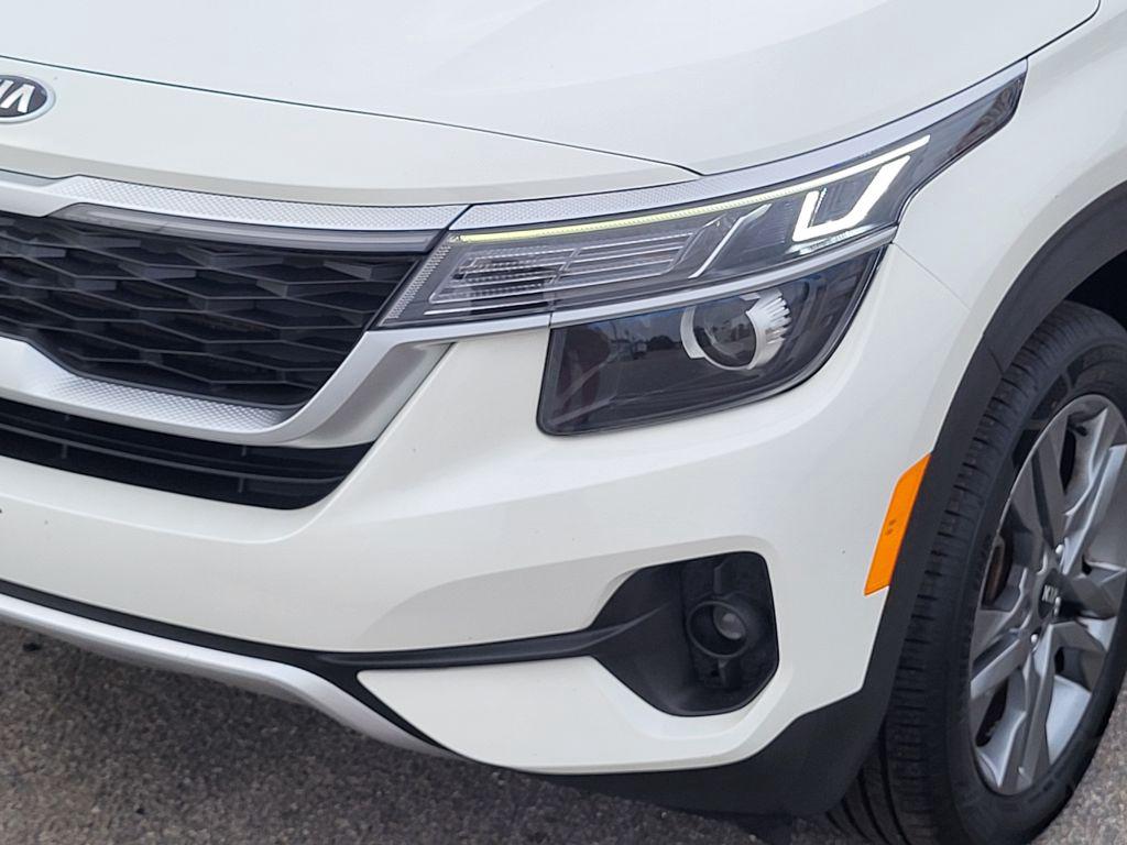 2021 Kia Seltos - $15,400
