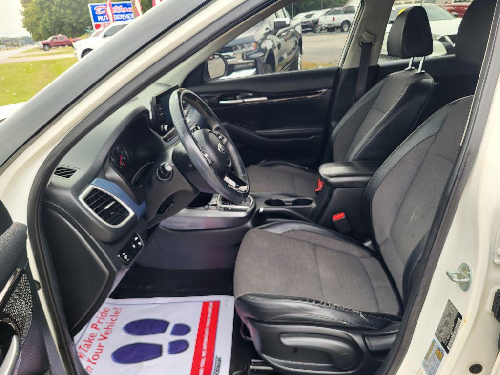 2021 Kia Seltos - $15,400