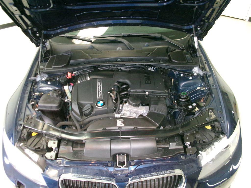 2011 BMW Legend 335i photo