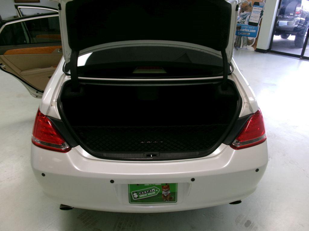 2007 Toyota Avalon XL photo