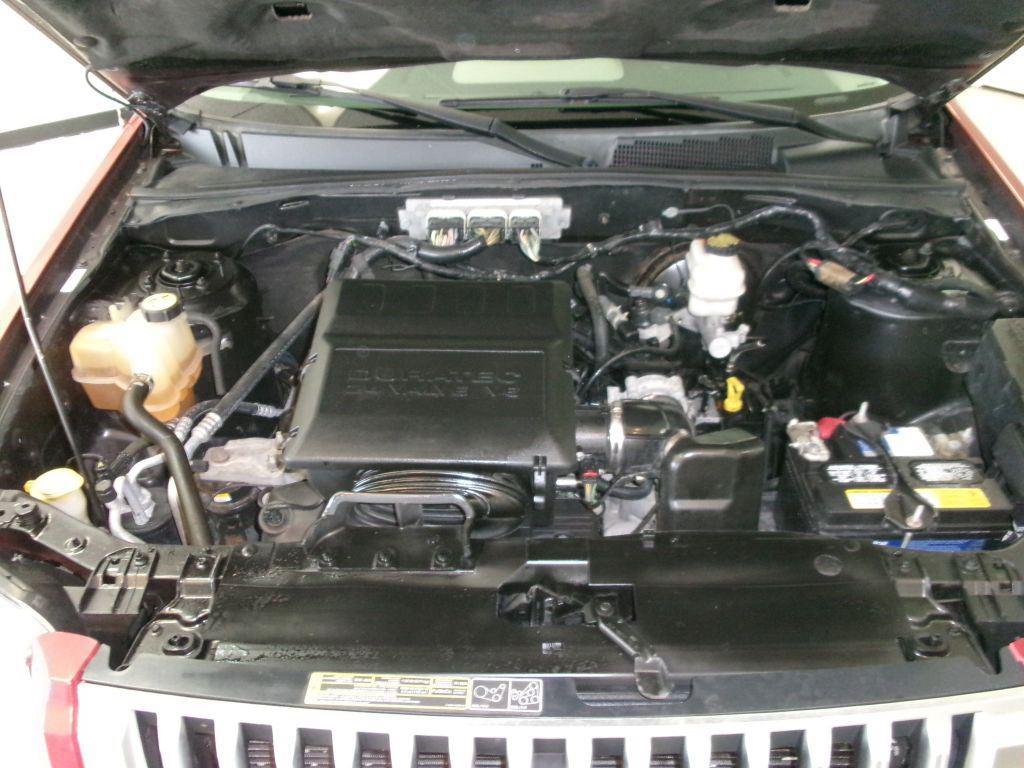 2010 Mercury Mariner Premier V6 photo