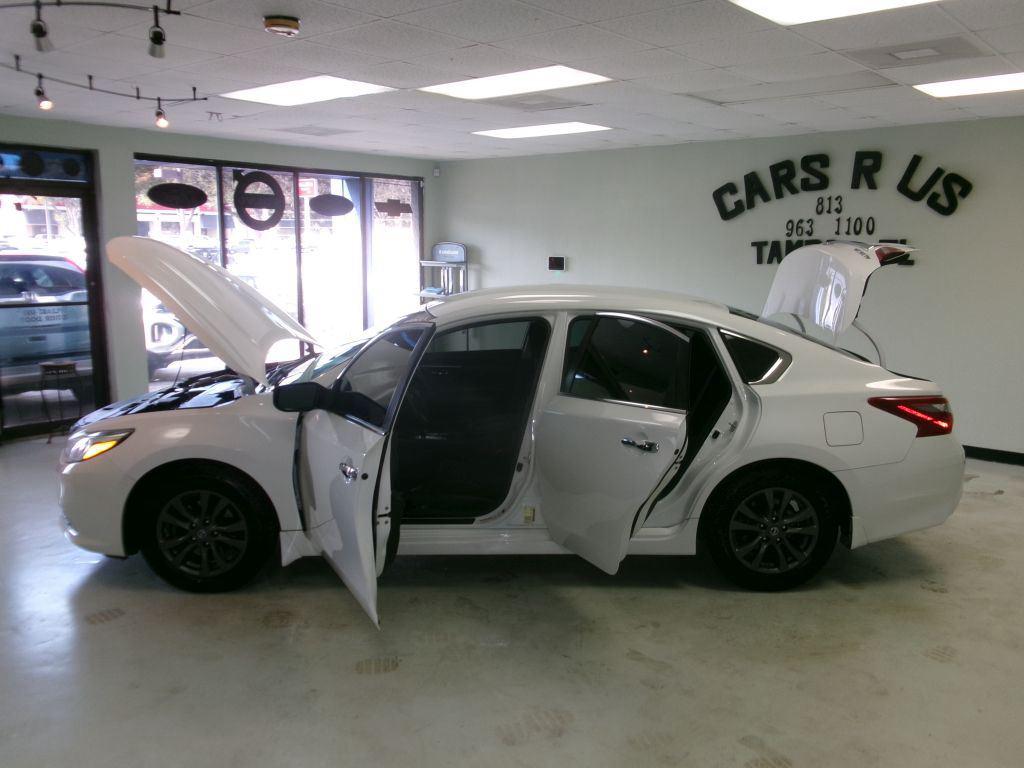 2018 Nissan Altima - $11,499